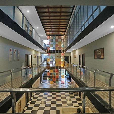 Super Hotel O Heart Beat Hotel Greater Noida Exterior photo