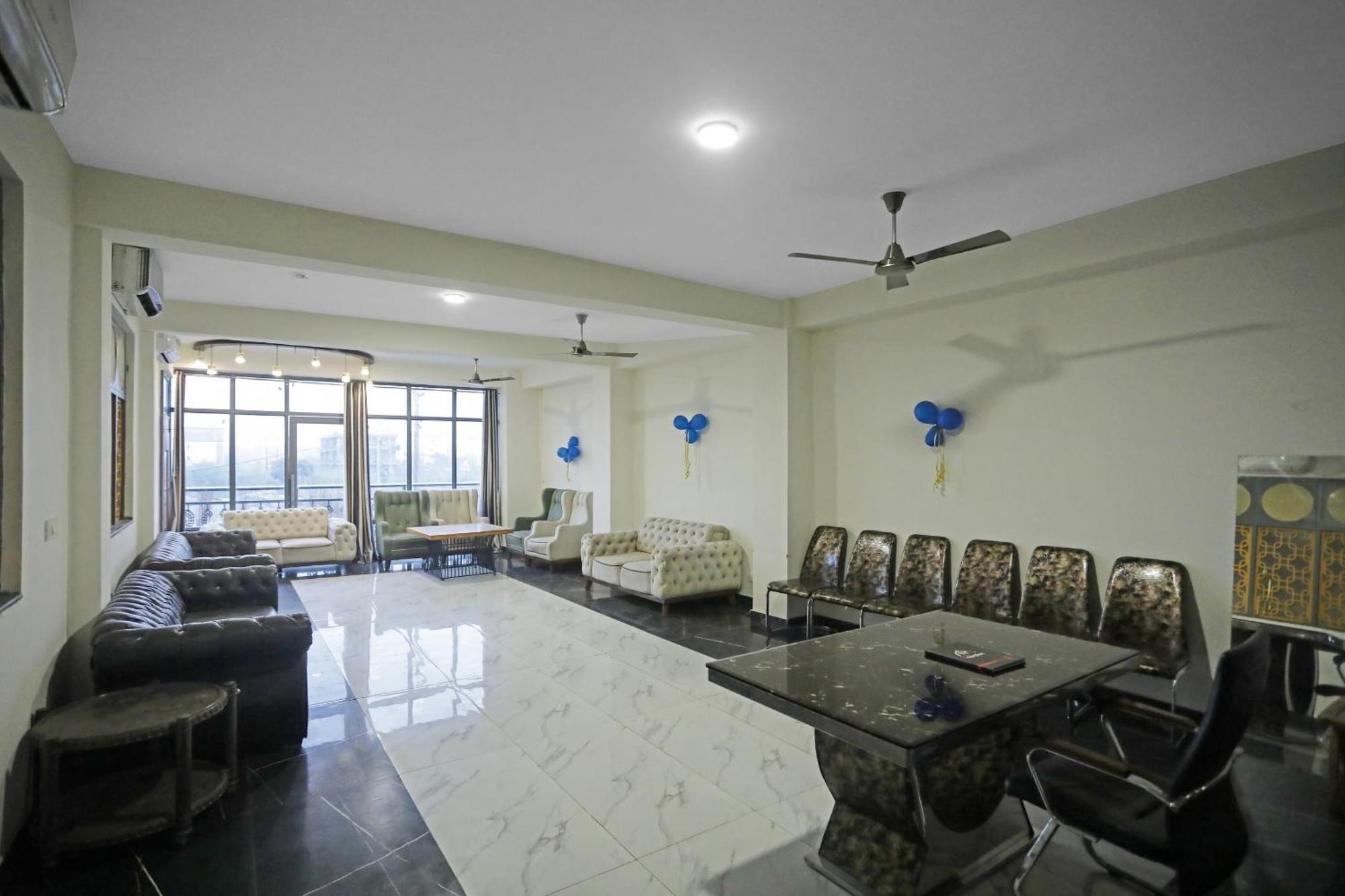 Super Hotel O Heart Beat Hotel Greater Noida Exterior photo