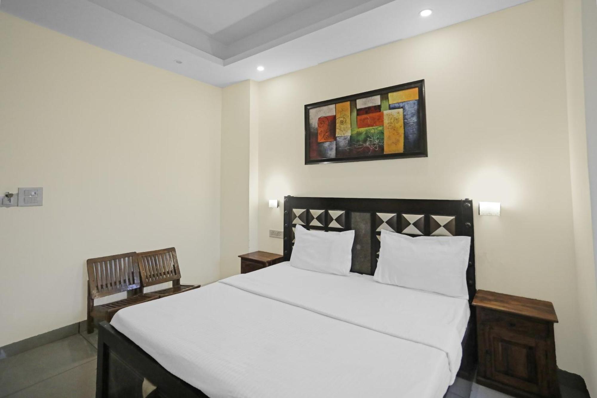 Super Hotel O Heart Beat Hotel Greater Noida Exterior photo