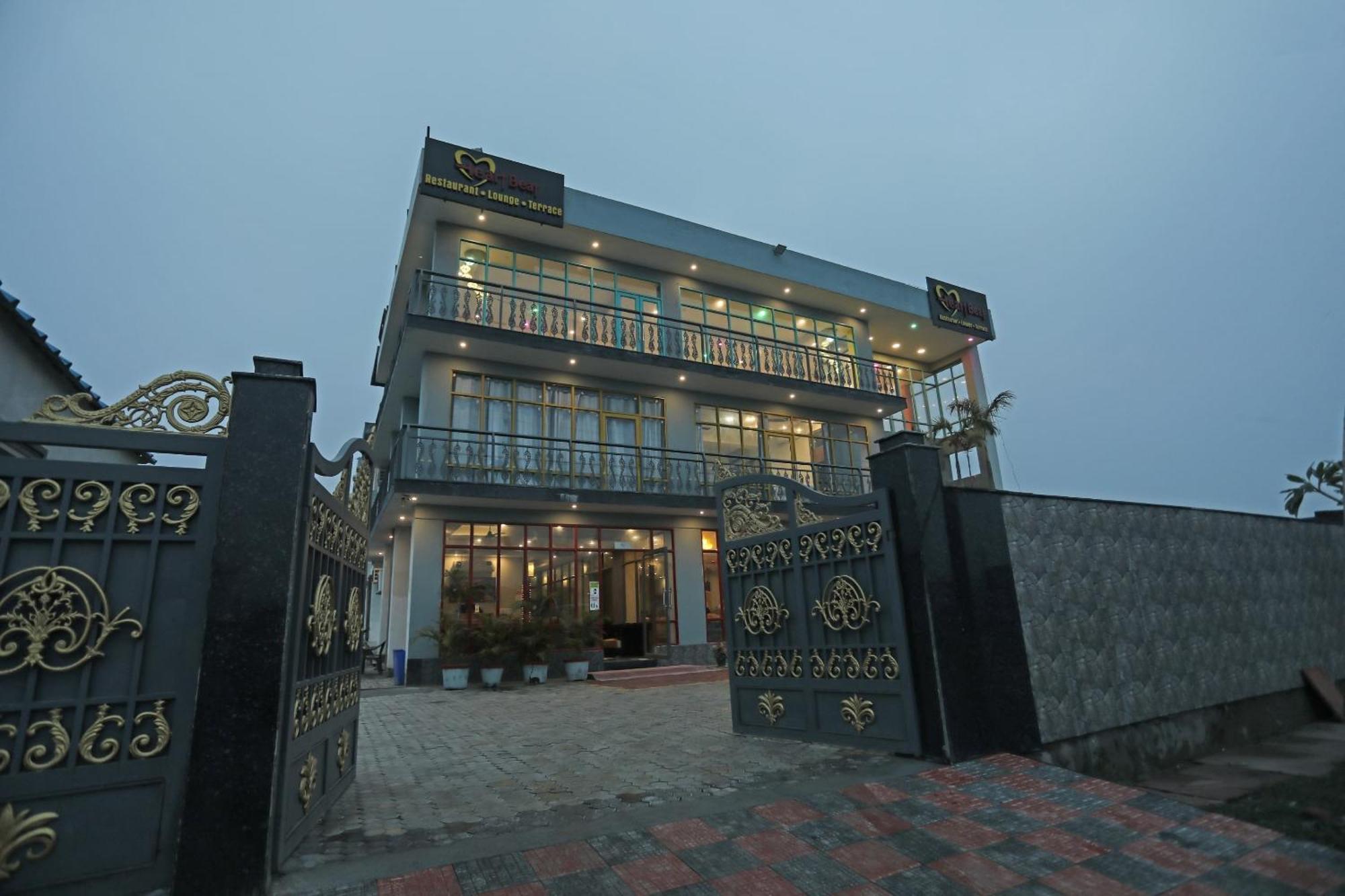 Super Hotel O Heart Beat Hotel Greater Noida Exterior photo