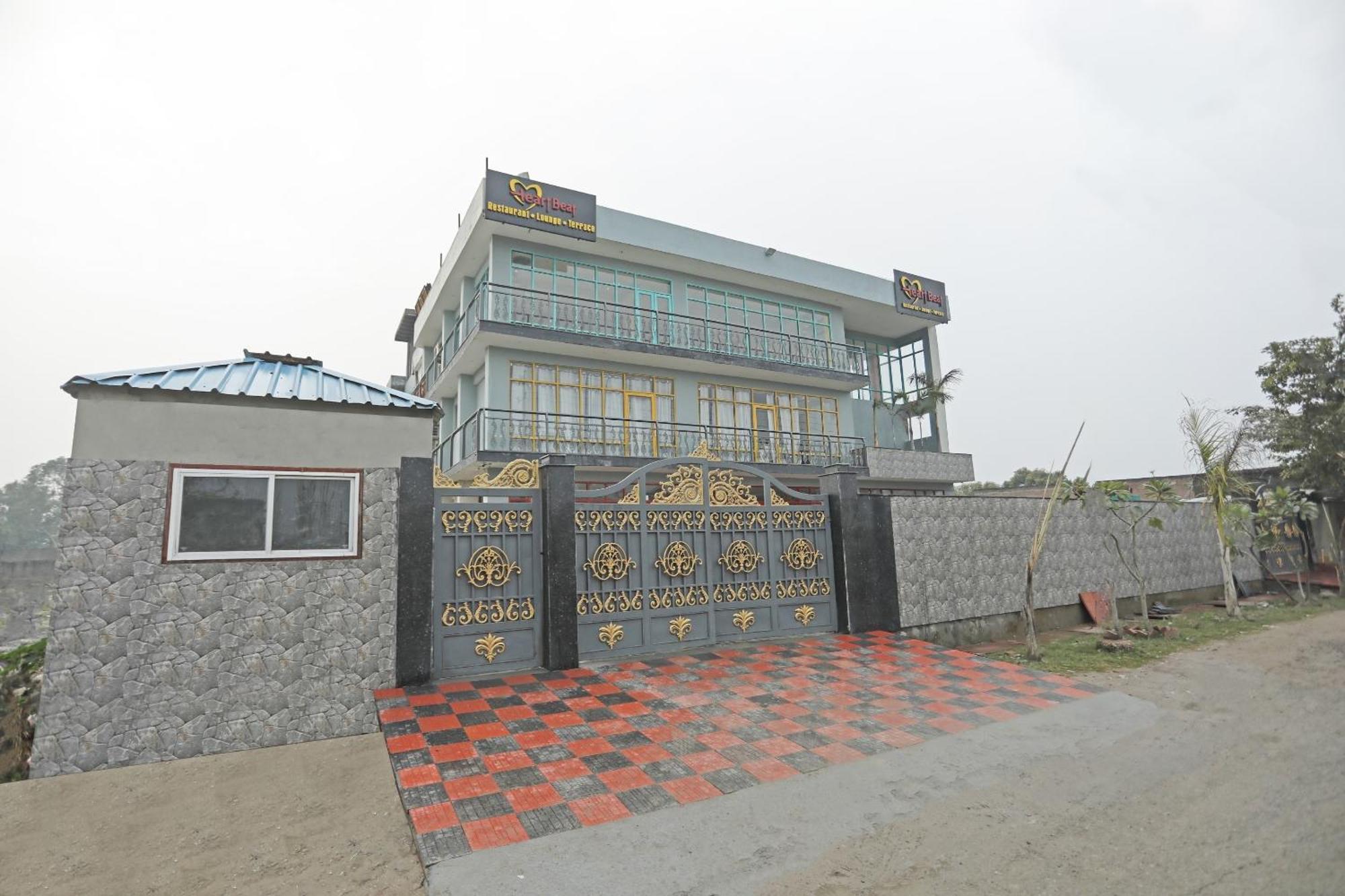 Super Hotel O Heart Beat Hotel Greater Noida Exterior photo