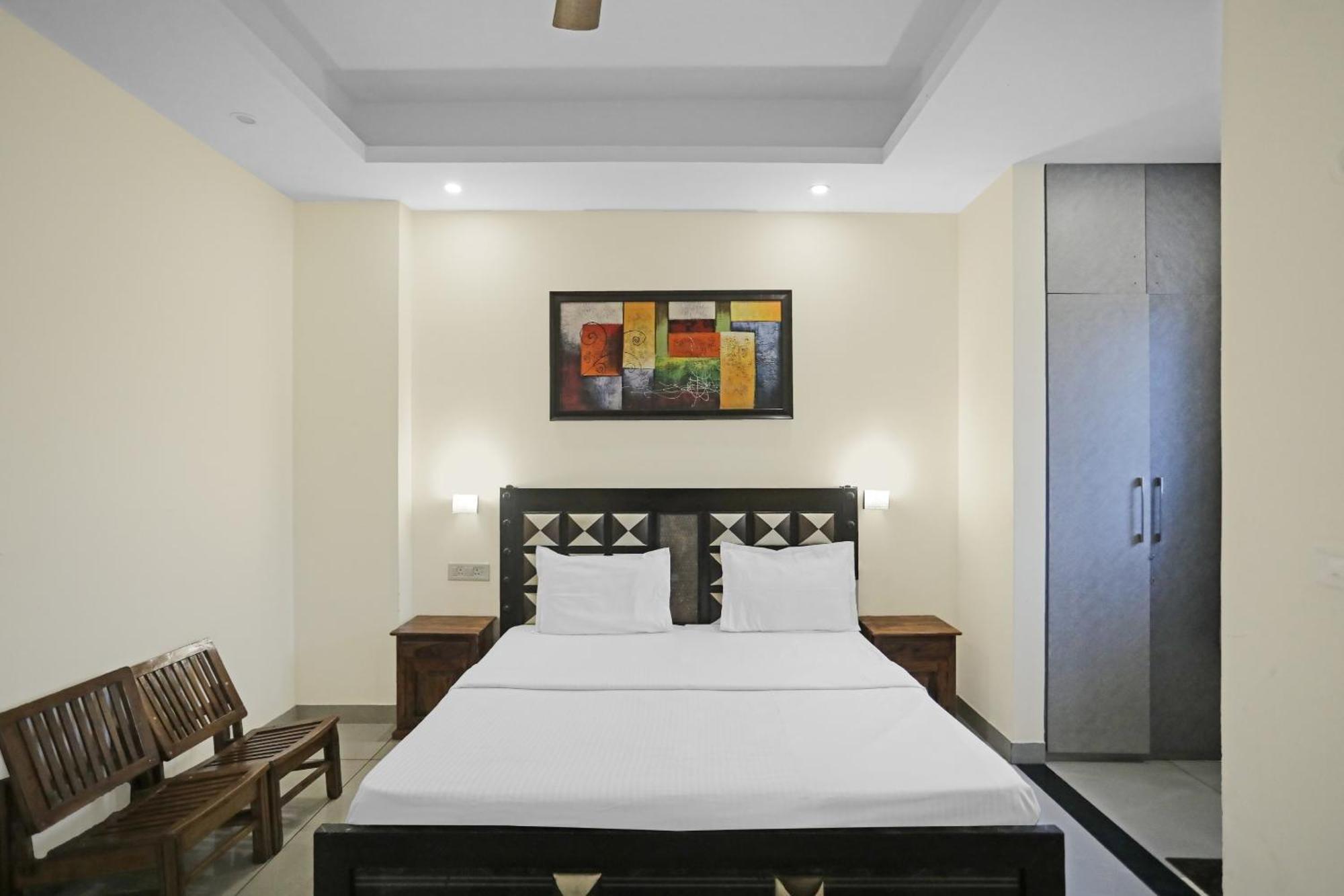 Super Hotel O Heart Beat Hotel Greater Noida Exterior photo