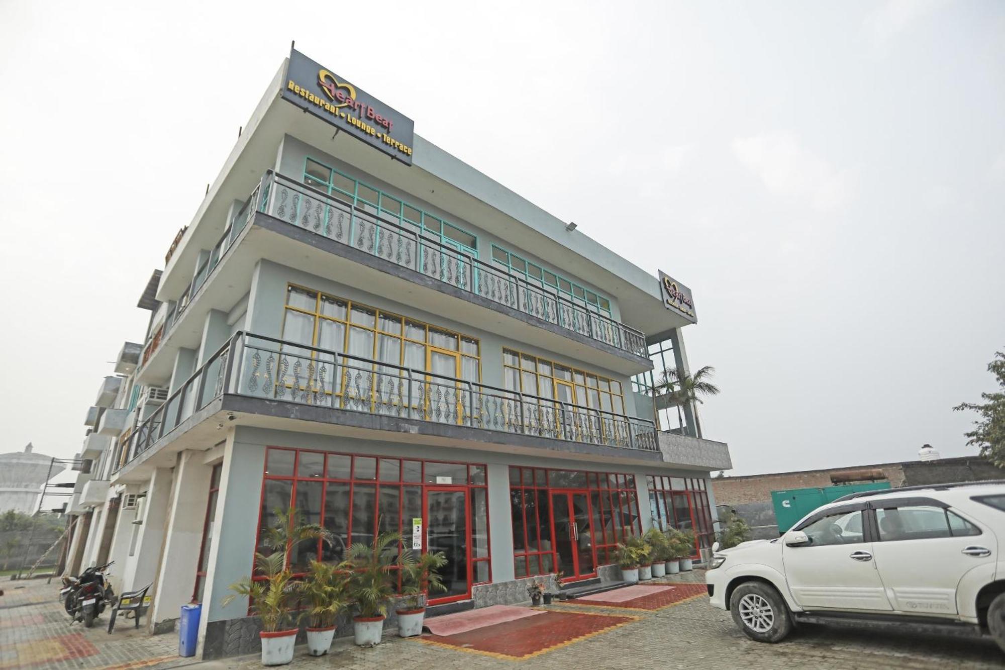 Super Hotel O Heart Beat Hotel Greater Noida Exterior photo