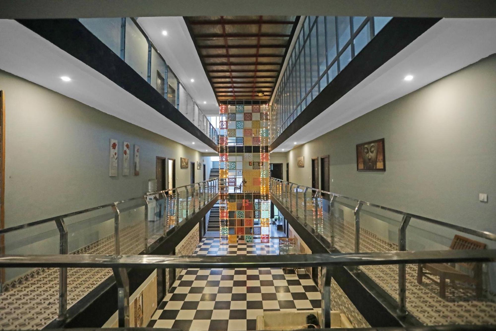 Super Hotel O Heart Beat Hotel Greater Noida Exterior photo